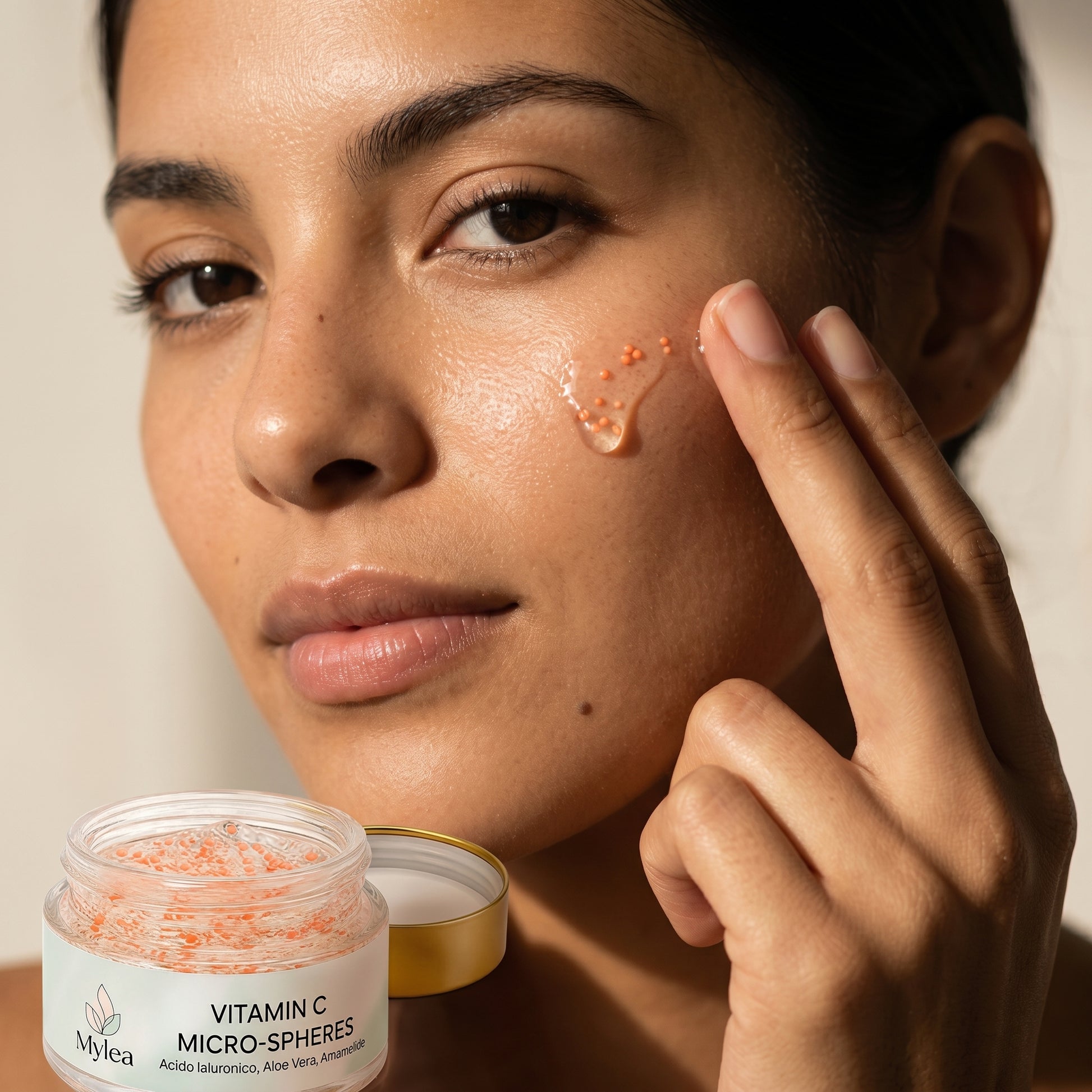 Mylea Vitamin C Micro-Spheres, siero viso illuminante con vitamina C stabilizzata in sfere di alghe, made in Italy