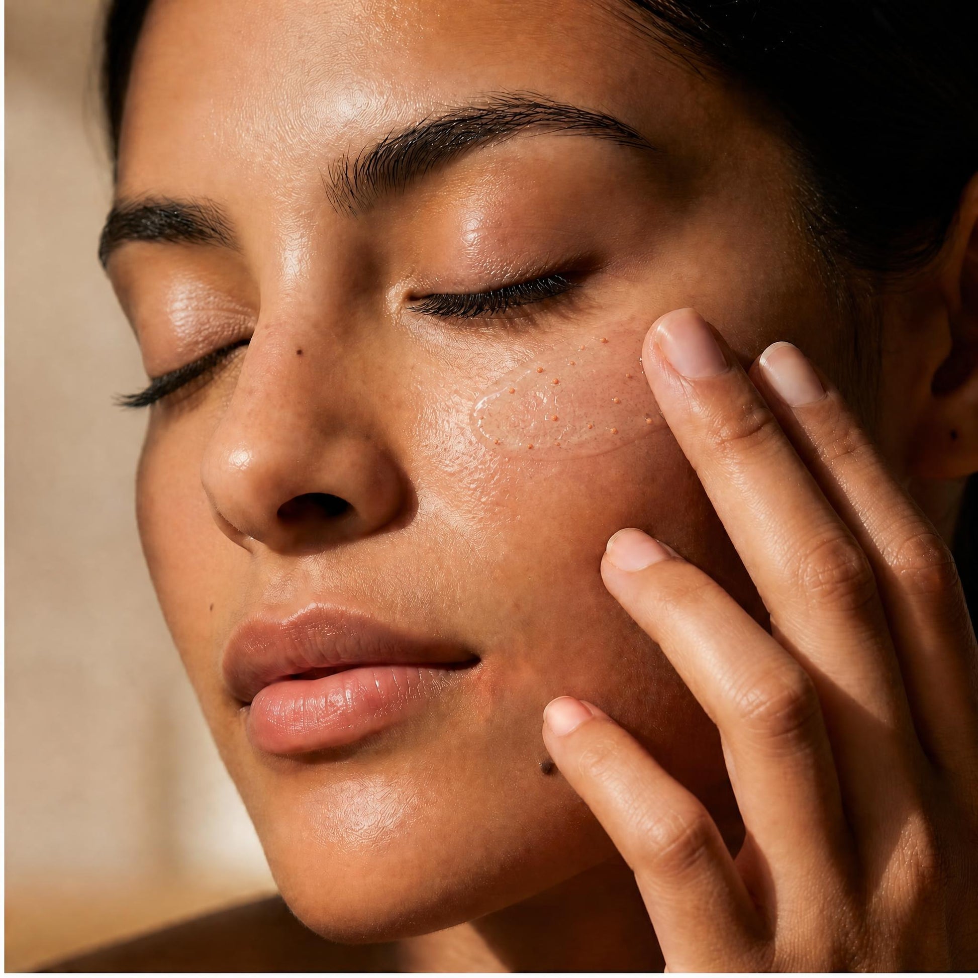 Mylea Vitamin C Micro-Spheres, siero viso illuminante con vitamina C stabilizzata in sfere di alghe, made in Italy